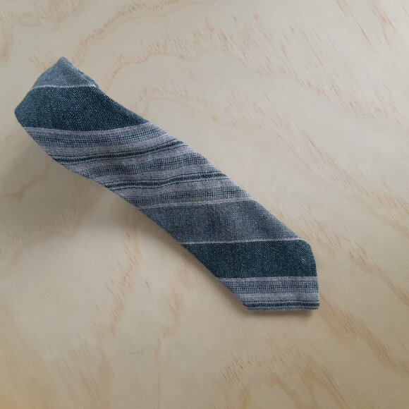 Tie 70% wool - Picture 2 of 5